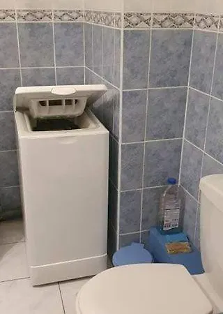 Bel Situe Au Bout Du Port